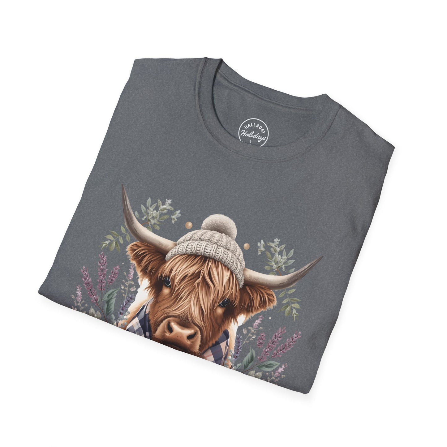 Highland Cow Holiday T-Shirt, Cute Christmas Tee, Festive Cow Shirt, Funny Winter Top, Gift for Animal Lovers