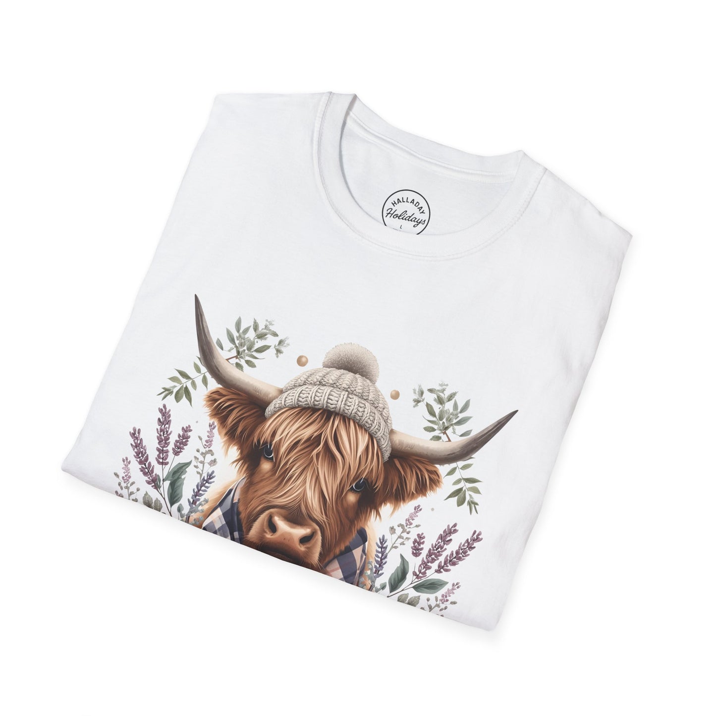 Highland Cow Holiday T-Shirt, Cute Christmas Tee, Festive Cow Shirt, Funny Winter Top, Gift for Animal Lovers