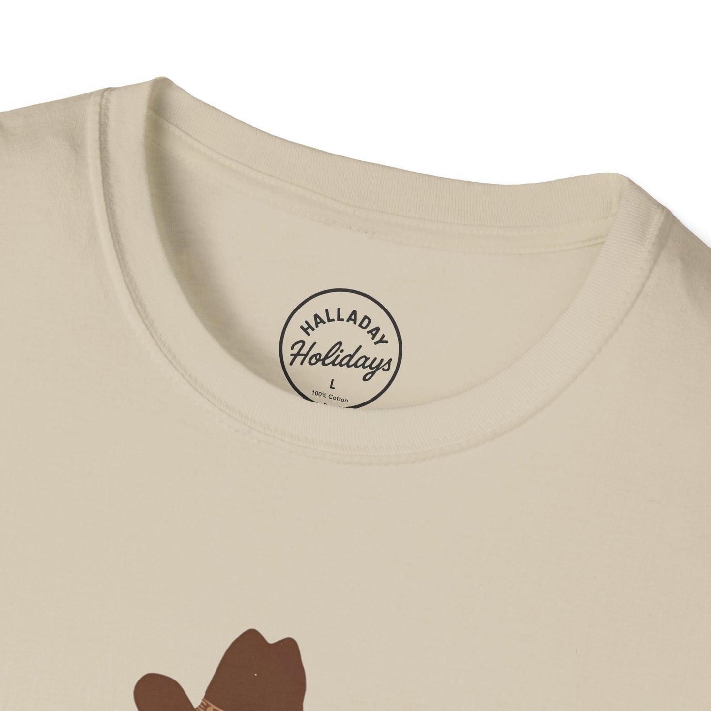 Howdy Christmas Cowboy T-Shirt, Fun Holiday Tee, Unisex Christmas Shirt, Festive Gift for Cowpoke, Holiday Party Wear